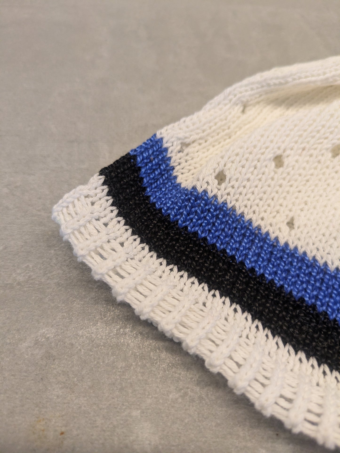 Knitted cotton hat for kids