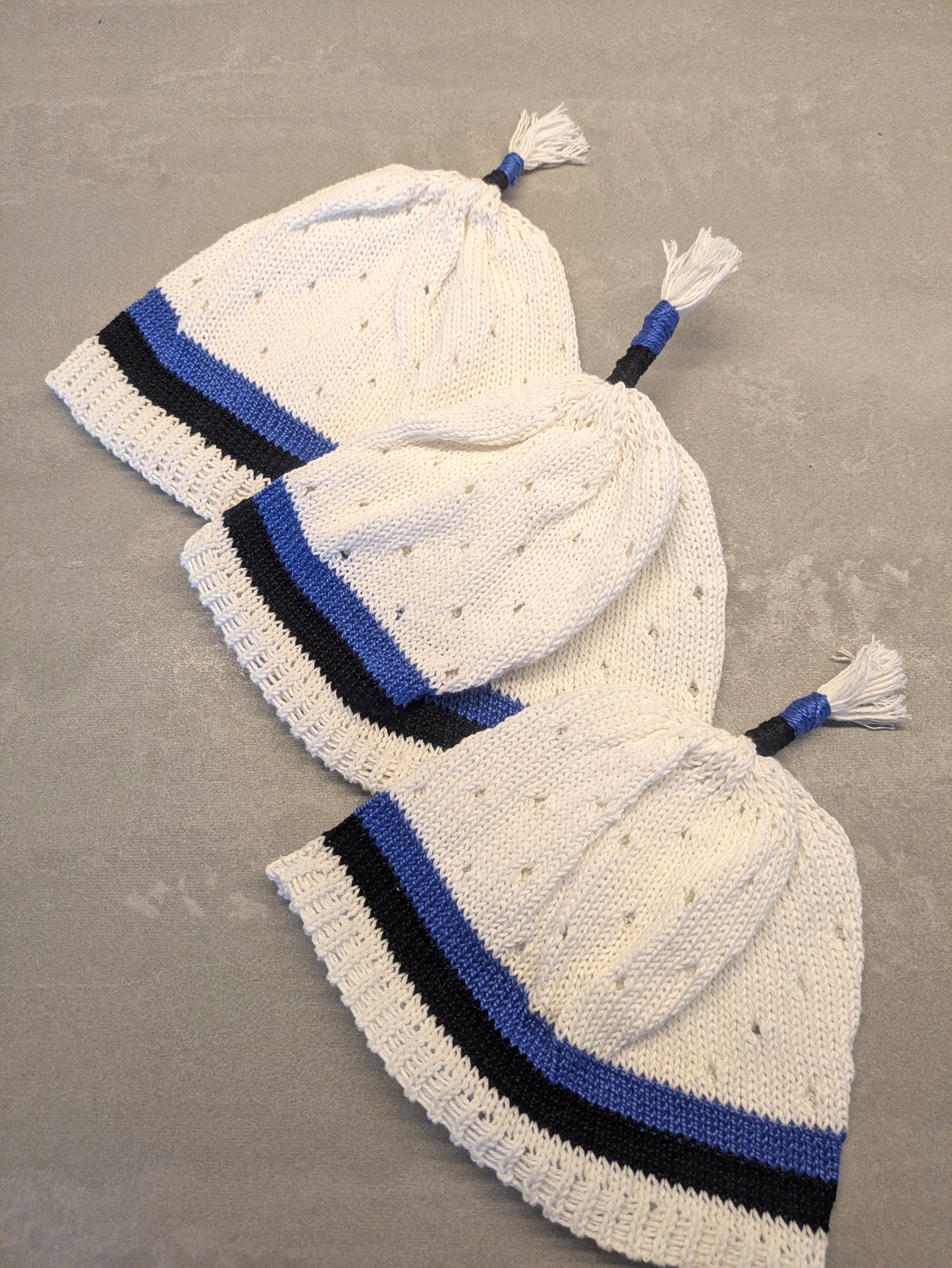 Knitted cotton hat for kids